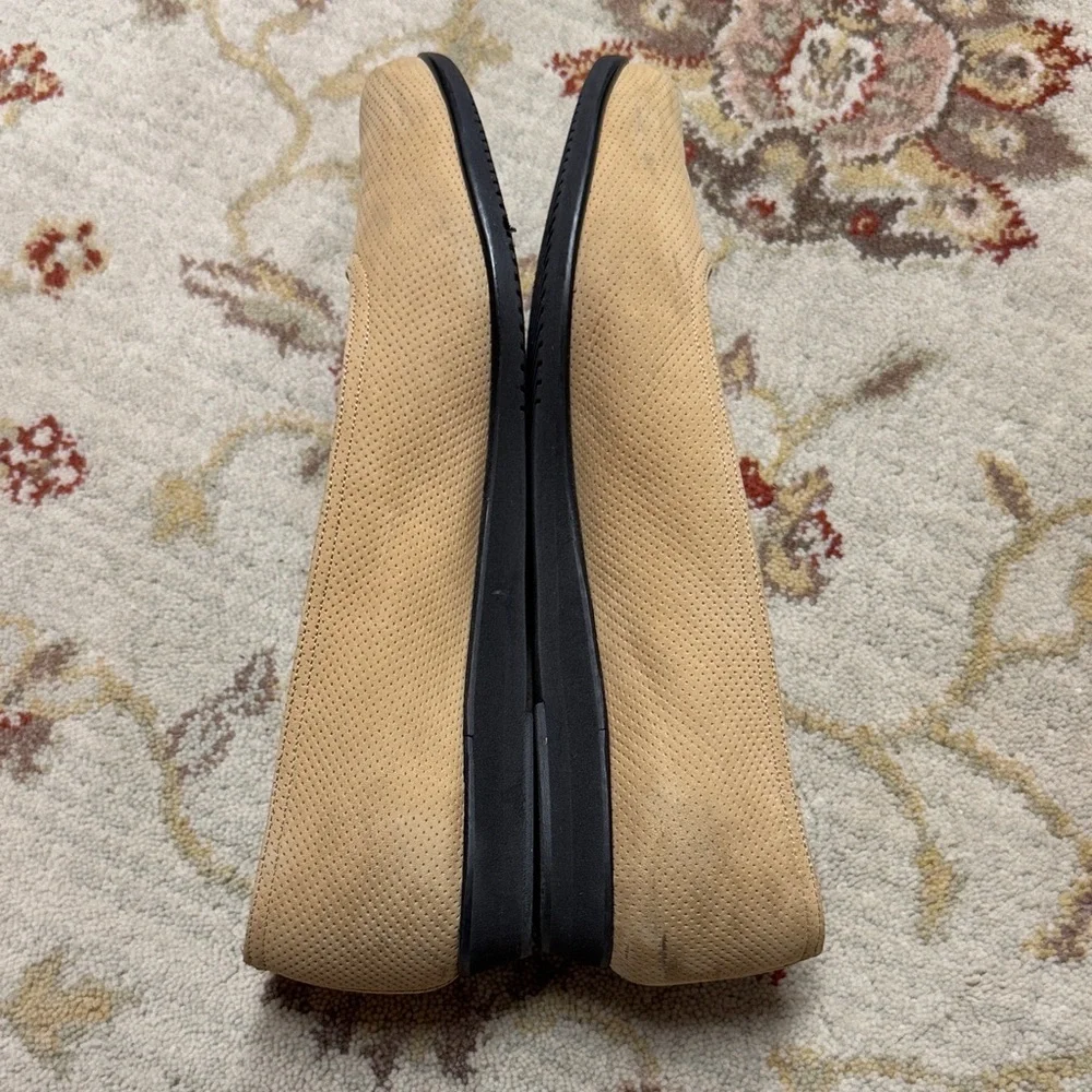 Salvatore Ferragamo Women's Beige Perforated Flats